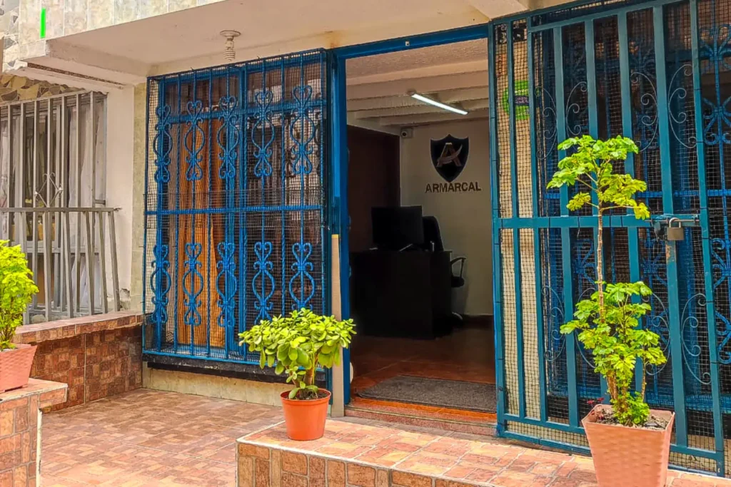 Fachada de Oficinas Armarcal - Puntaje Crediticio